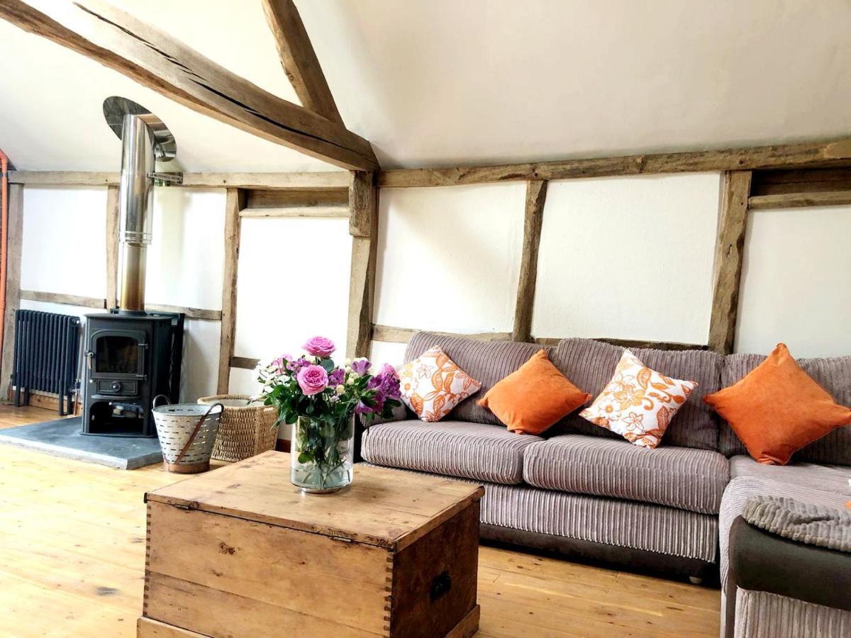 Hay Barn, Penrheol Farm, Unique Barn Conversion Builth Wells Eksteriør bilde