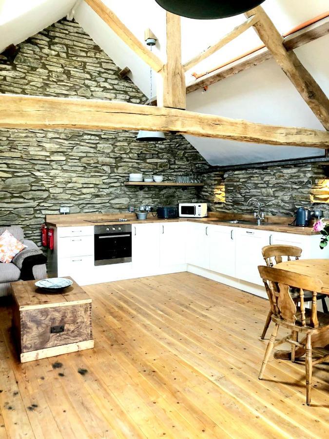 Hay Barn, Penrheol Farm, Unique Barn Conversion Builth Wells Eksteriør bilde