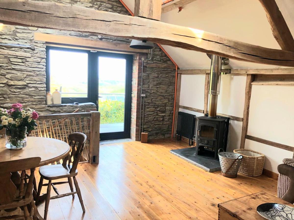 Hay Barn, Penrheol Farm, Unique Barn Conversion Builth Wells Eksteriør bilde